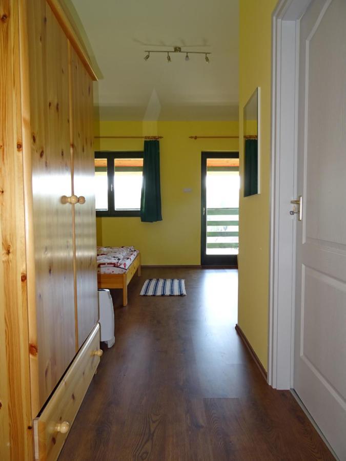 Kisrejtek Apartmanhaz Lispeszentadorján Buitenkant foto